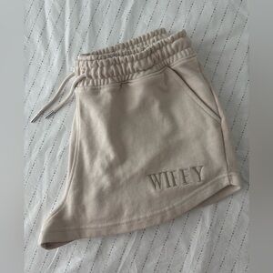 Six Stories Wifey Statement Shorts - Champagne
